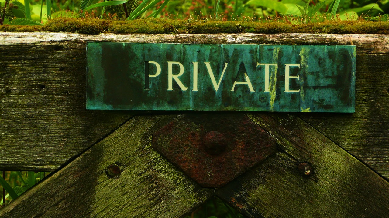 https://pixabay.com/photos/private-background-wood-gate-land-20115